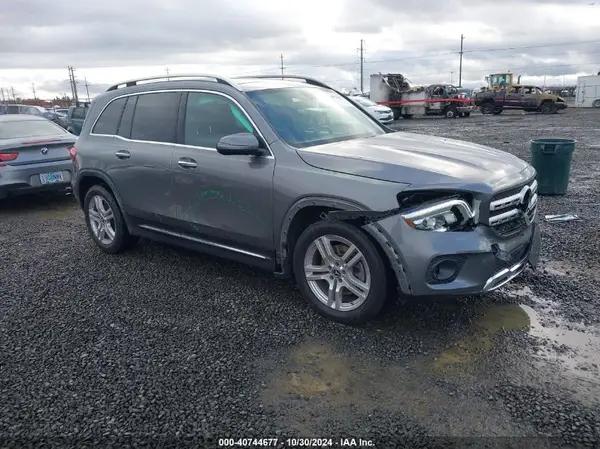 MERCEDES-BENZ GLB