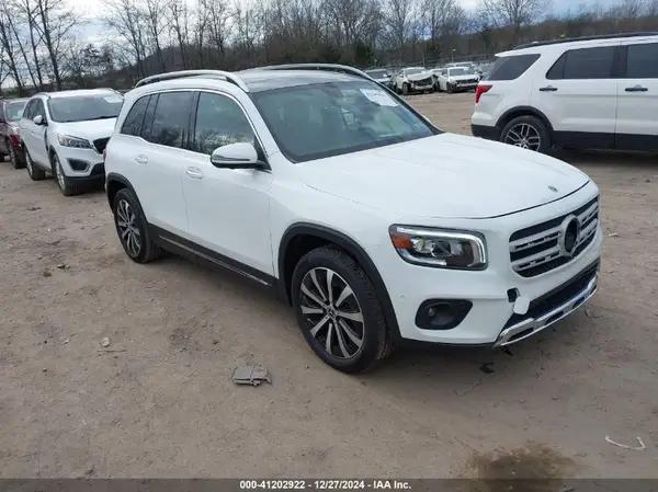 MERCEDES-BENZ GLB
