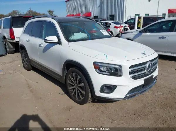 MERCEDES-BENZ GLB