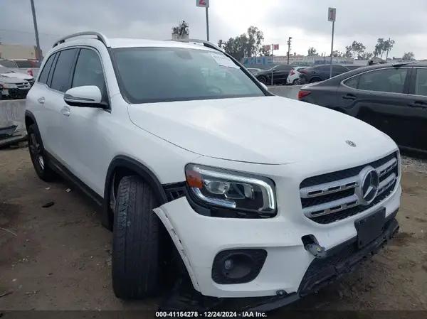 MERCEDES-BENZ GLB