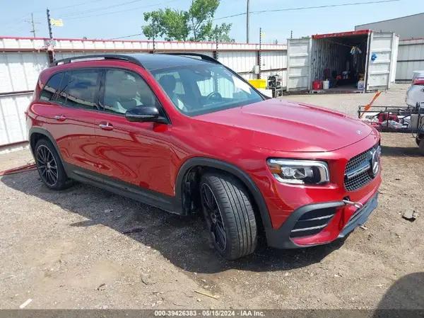 MERCEDES-BENZ GLB