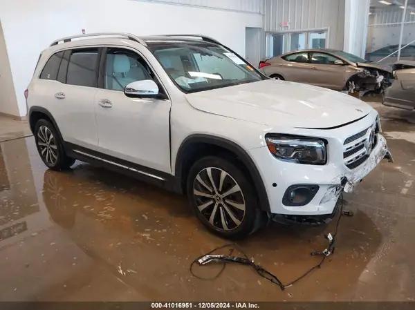 MERCEDES-BENZ GLB
