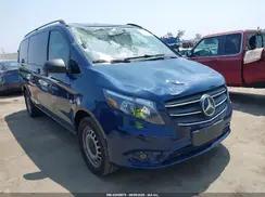 MERCEDES-BENZ METRIS