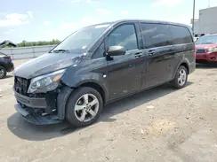 MERCEDES-BENZ METRIS