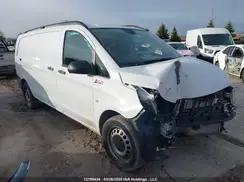MERCEDES-BENZ METRIS