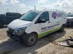 MERCEDES-BENZ METRIS