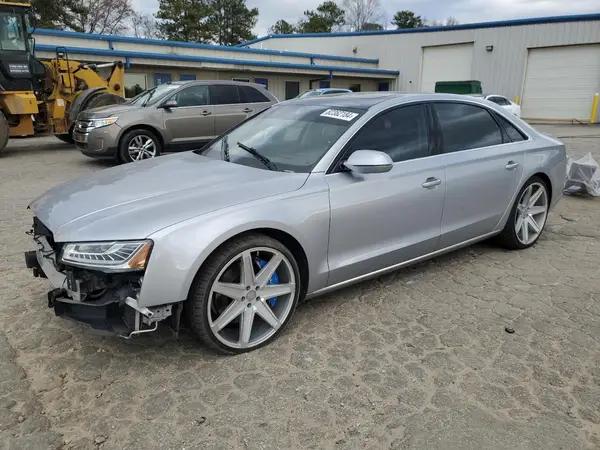 AUDI A8
