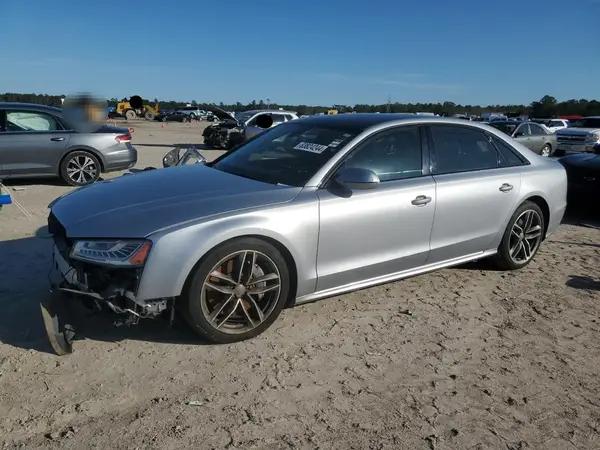 AUDI A8