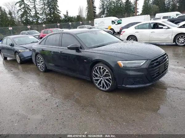 AUDI A8