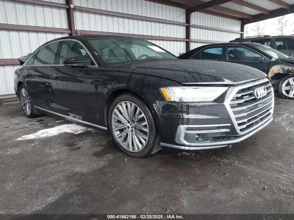 AUDI A8