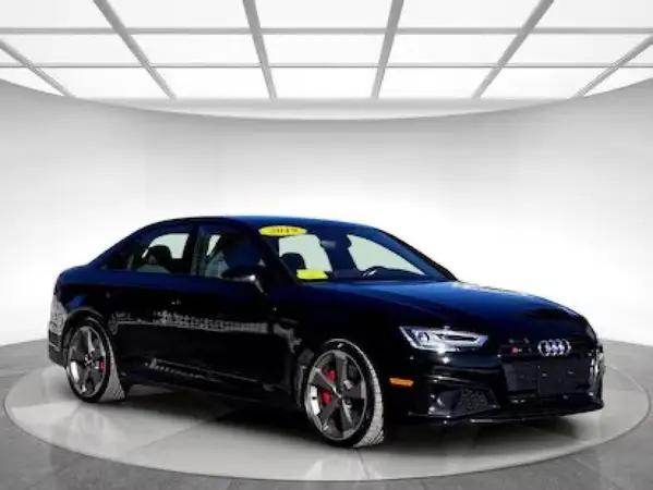 AUDI RS4