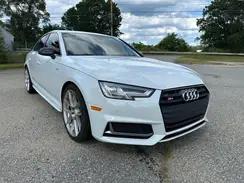 AUDI RS4