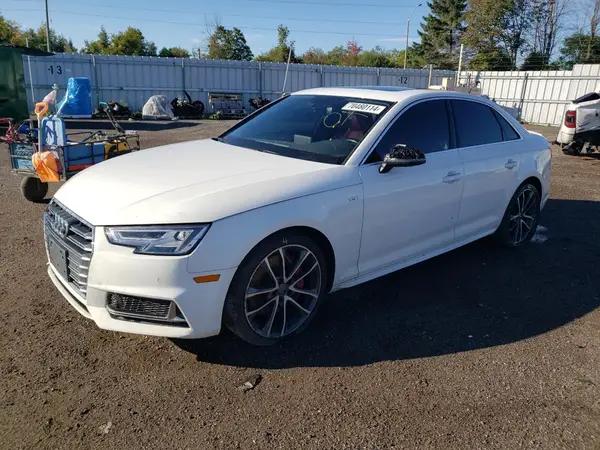 AUDI RS4