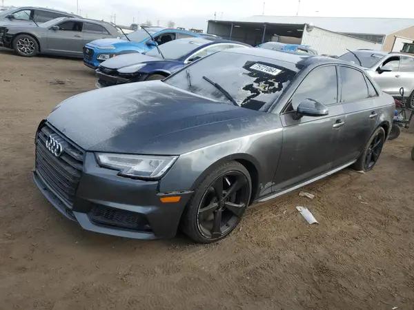 AUDI RS4