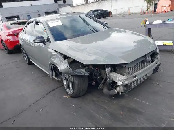 AUDI S4
