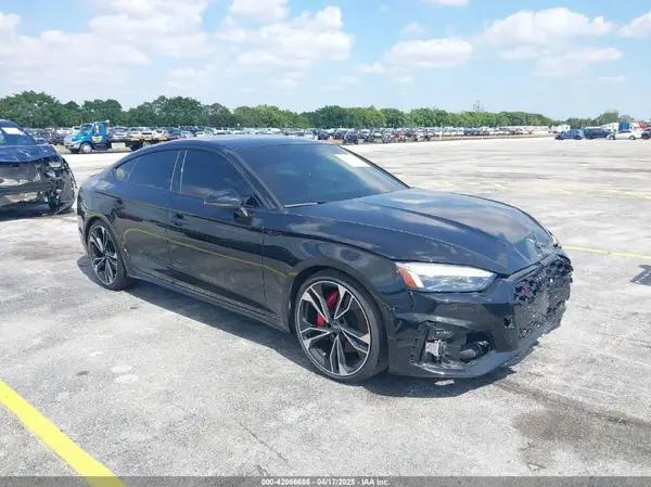 AUDI S5