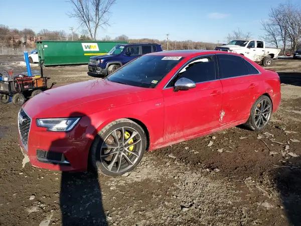 AUDI RS4