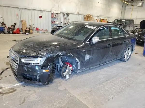 AUDI RS4