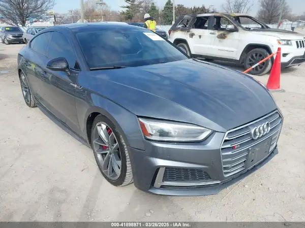 AUDI S5