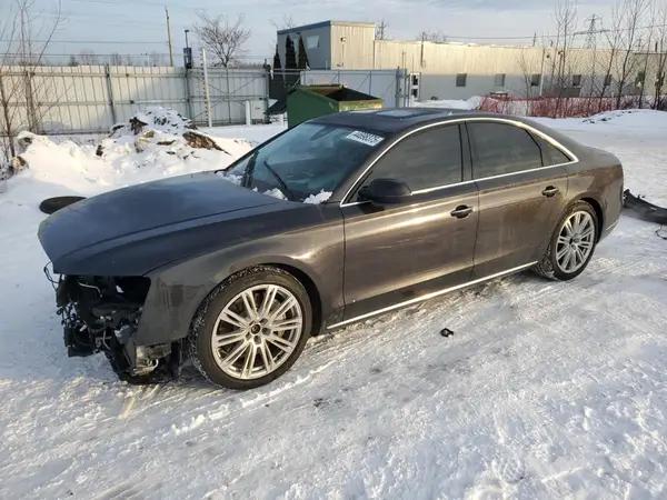 AUDI A8
