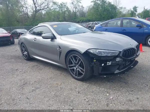 BMW M8
