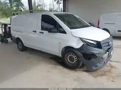 MERCEDES-BENZ METRIS