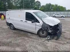 MERCEDES-BENZ METRIS