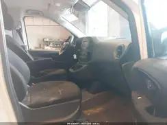 MERCEDES-BENZ METRIS