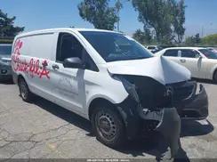 MERCEDES-BENZ METRIS