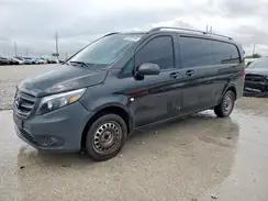 MERCEDES-BENZ METRIS