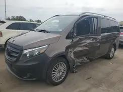 MERCEDES-BENZ METRIS
