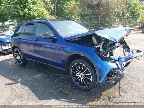 MERCEDES-BENZ GLC