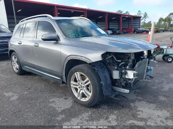MERCEDES-BENZ GLB