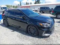 FORD FOCUS RS