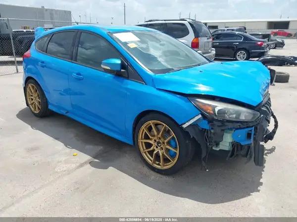 FORD FOCUS RS