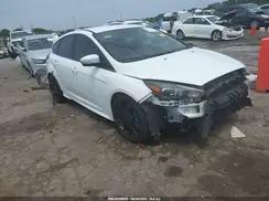 FORD FOCUS RS