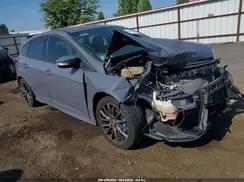 FORD FOCUS RS