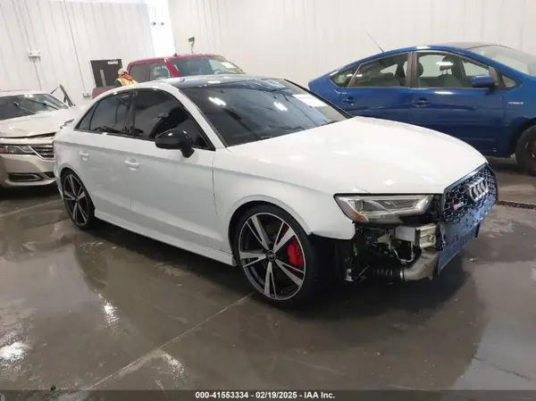 AUDI RS3