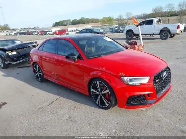 AUDI RS3