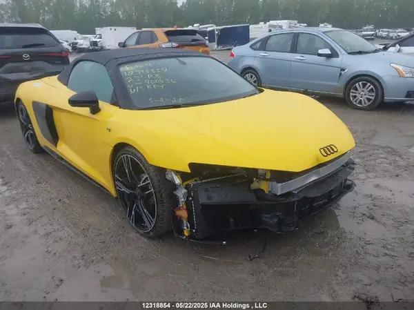 AUDI R8