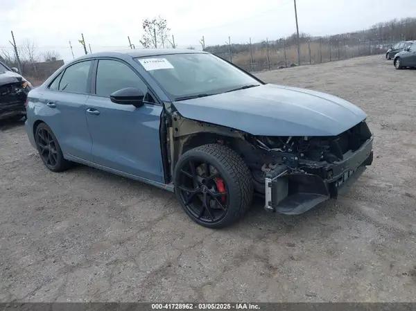 AUDI RS3