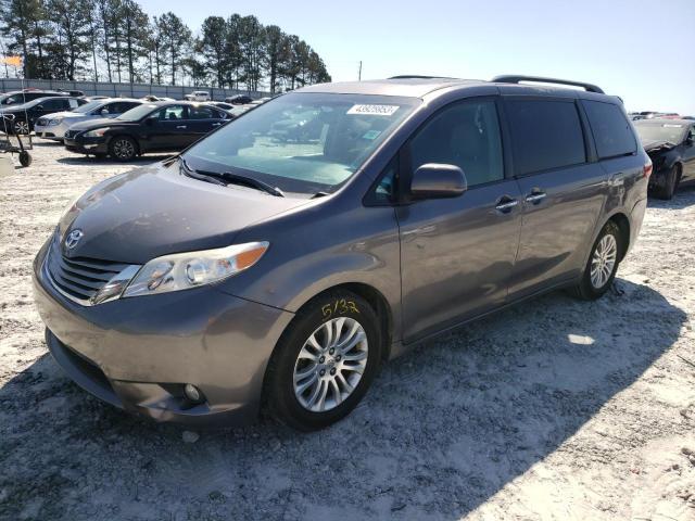 TOYOTA SIENNA