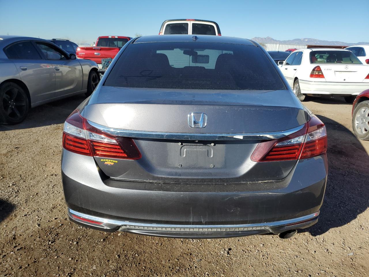 1HGCR2F74HA161980 2017 HONDA ACCORD - Image 6