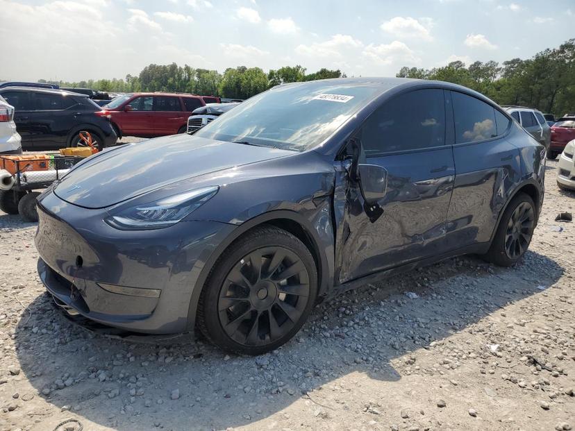 TESLA MODEL Y