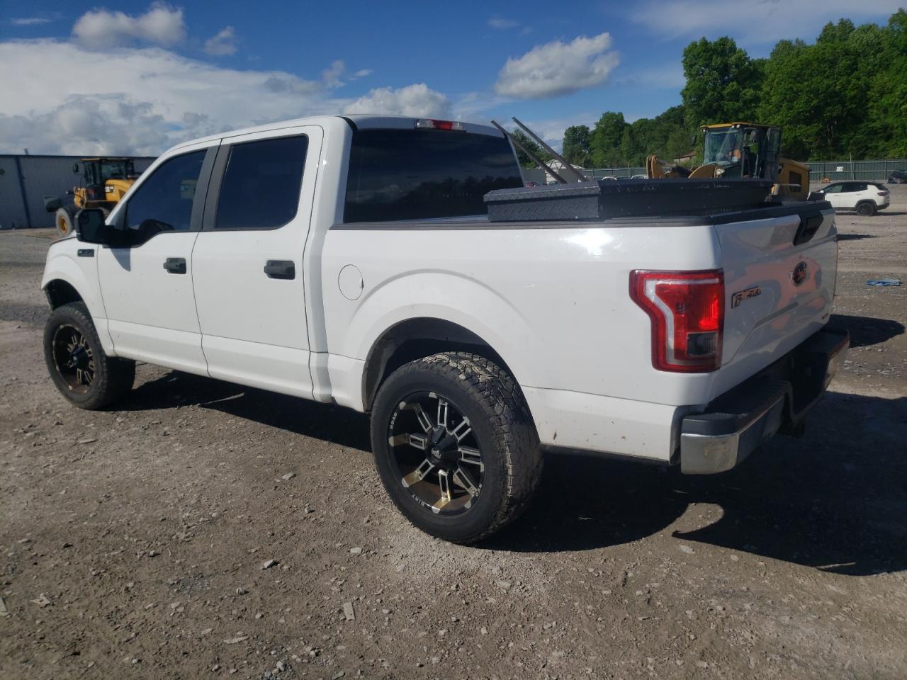 1FTEW1CF3GKD43409 2016 FORD F-150 - Image 2