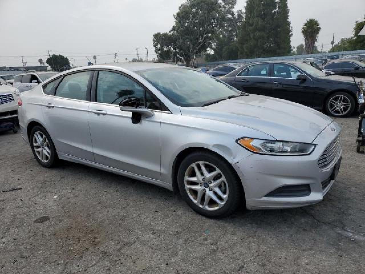 3FA6P0H76GR115757 2016 FORD FUSION - Image 4