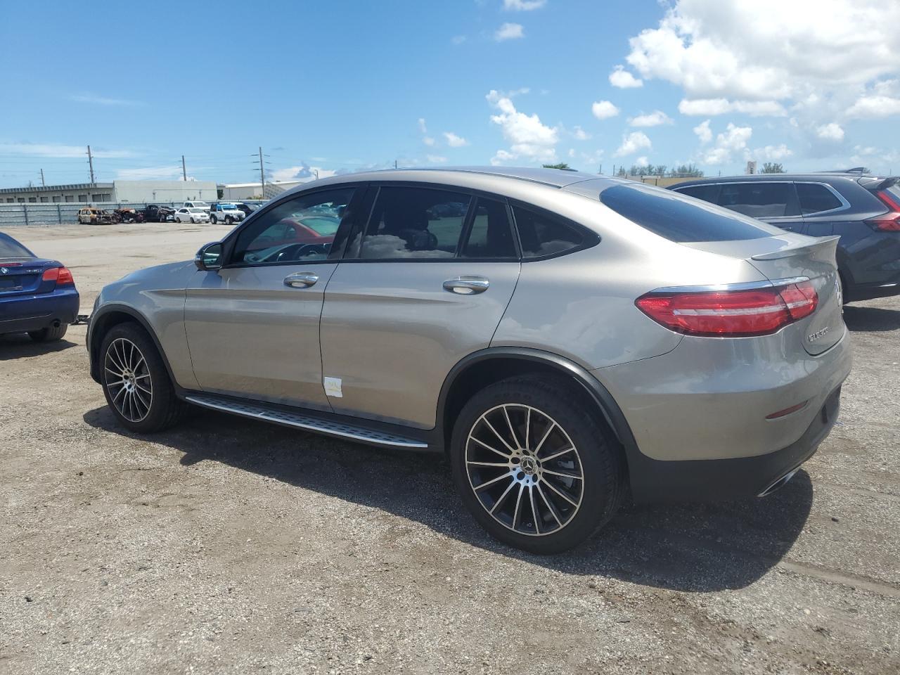 WDC0J4KB6KF488044 2019 MERCEDES-BENZ GLC - Image 2