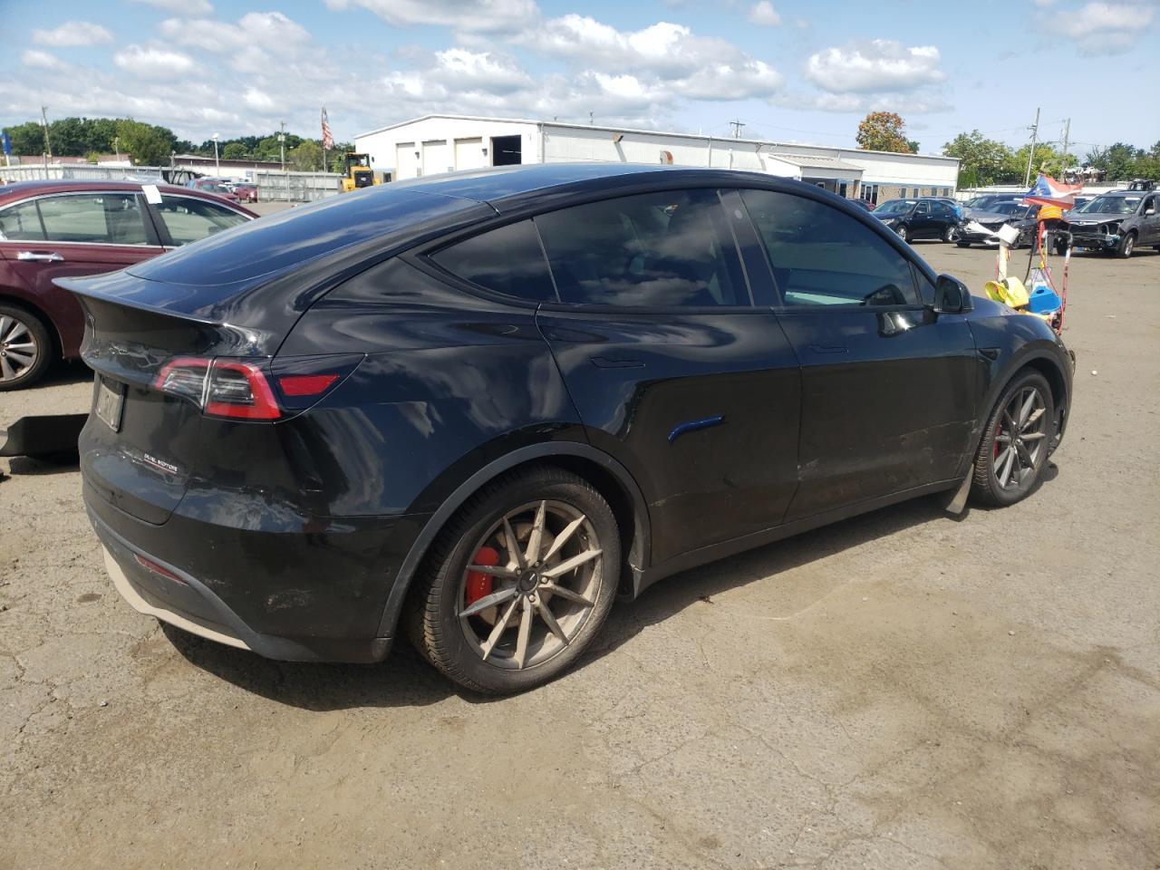 5YJYGDEFXMF182770 2021 TESLA MODEL Y - Image 3