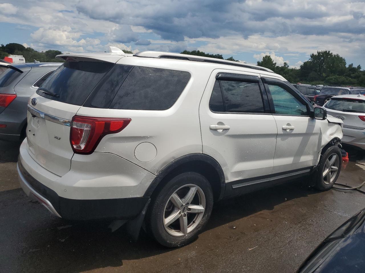 1FM5K8D81GGC81009 2016 FORD EXPLORER - Image 3