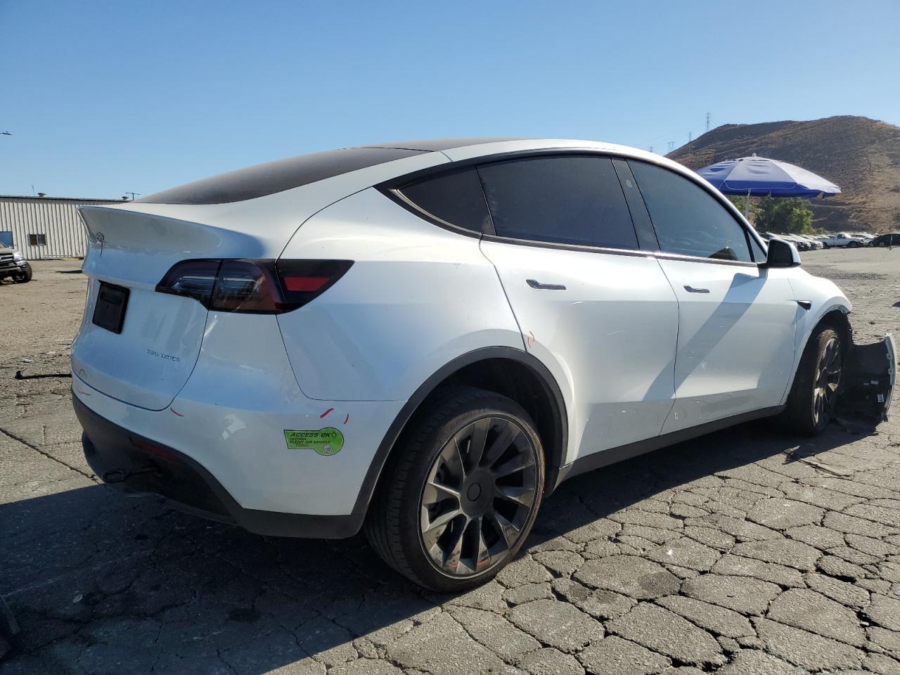 7SAYGDEE2PF790118 2023 TESLA MODEL Y - Image 3